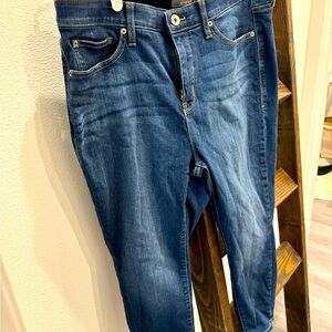 Bombshell skinny 16 short